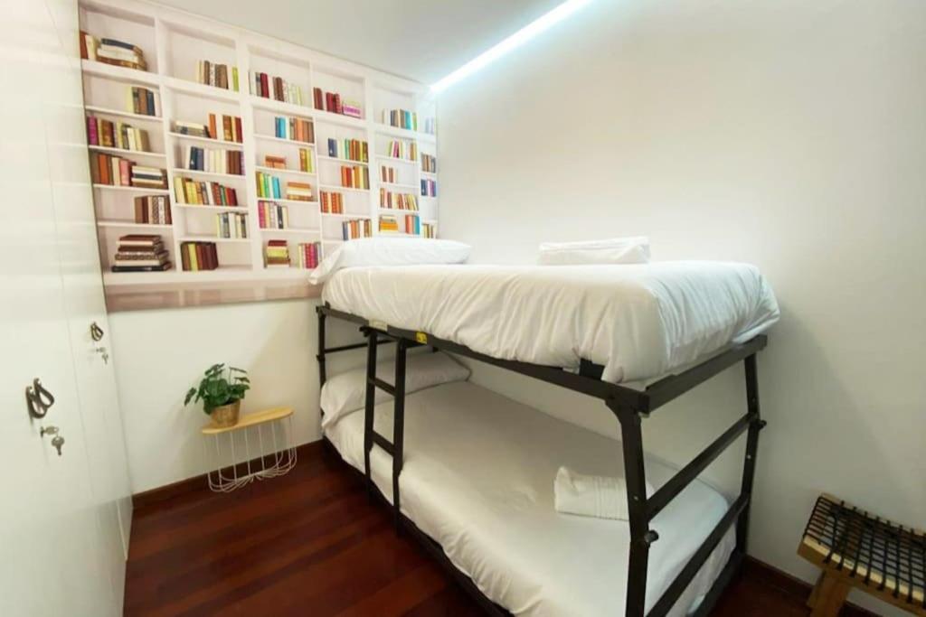 Apartamento 2H 2B En El Centro Con Garaje Apartment A Coruna Bagian luar foto